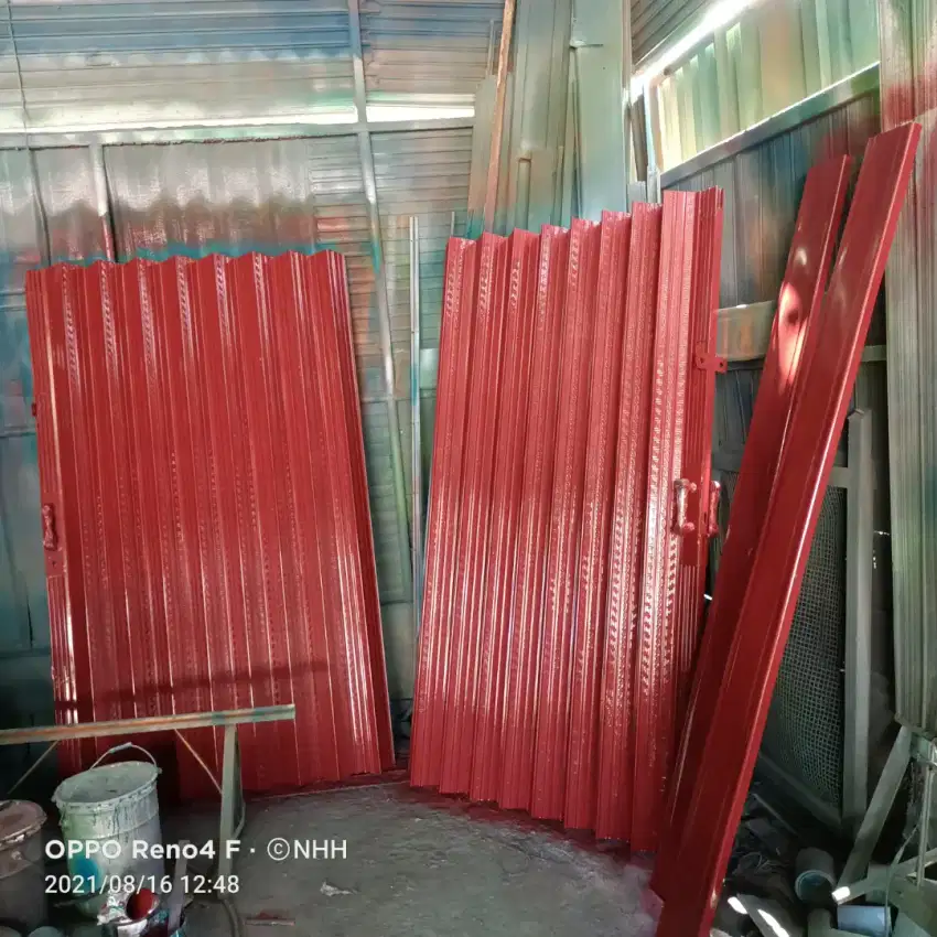 Rolling door dan folding gate