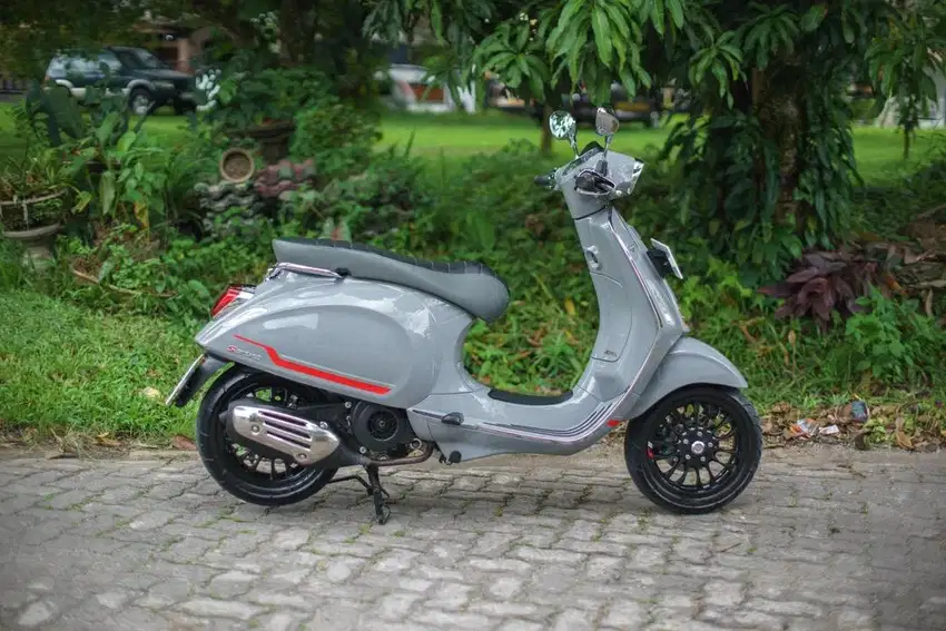 Vespa sprint S 2022 medan km rendah 4 rb doank