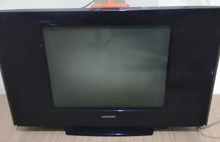 TV LAYAR DATAR SAMSUNG 21 INCH