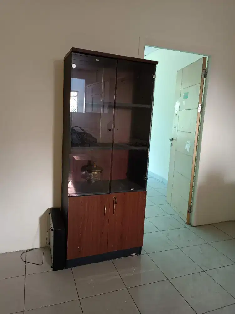 LEMARI KANTOR EXPO MTB 3183 Ukuran 80x40x194cm