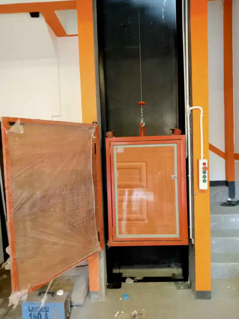 Lift barang sederhana untuk cafe laundry dan rumah