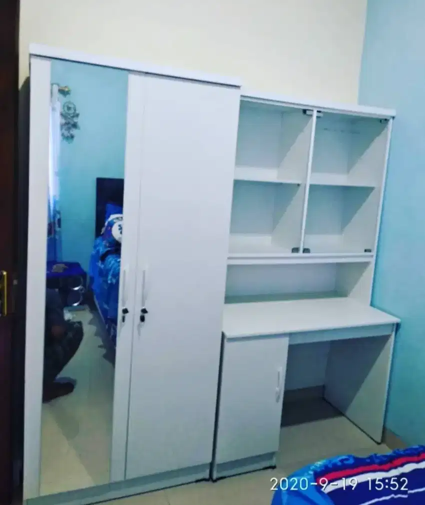 Set lemari 2 pintu & meja peralatan rias