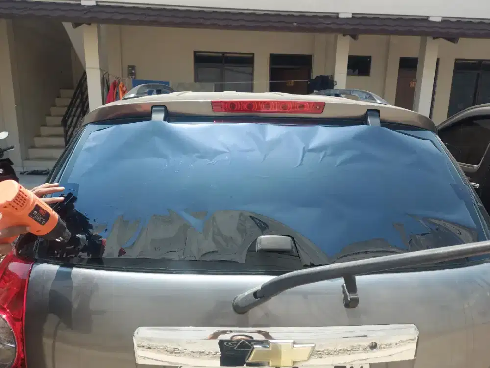 spesialis kaca film mobil dan gedung panggilan