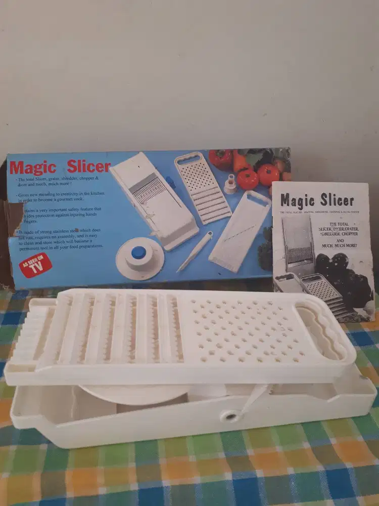 Magic Slicer : Slicer, Shredder, Grater, Chopper, Dicer (P-89)