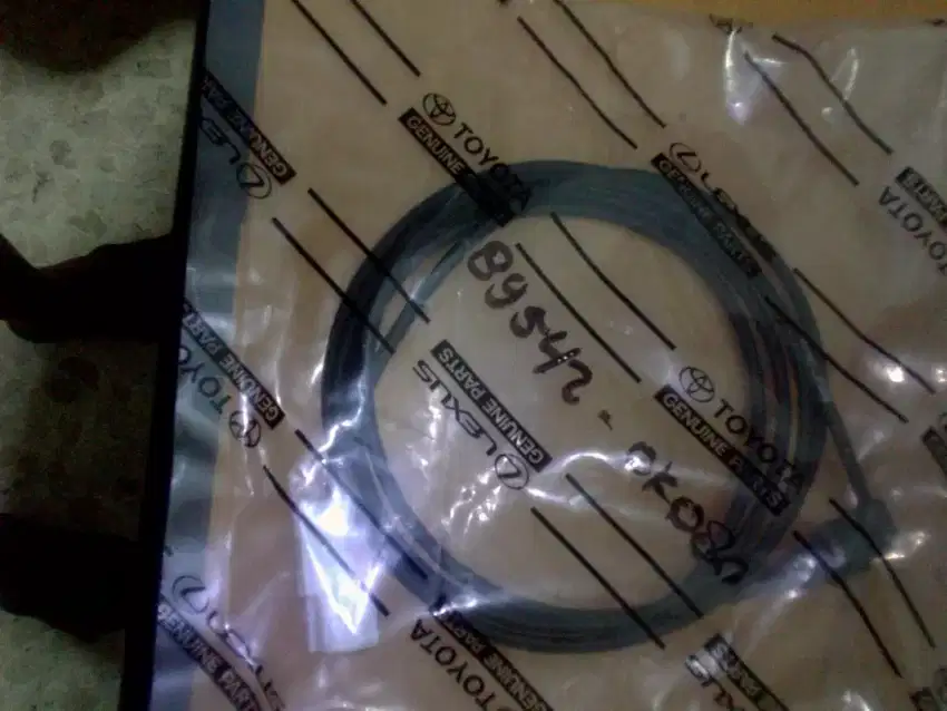 Sensor ABS futuner hailux kondisi baru asli RH kanan no 89542 -080