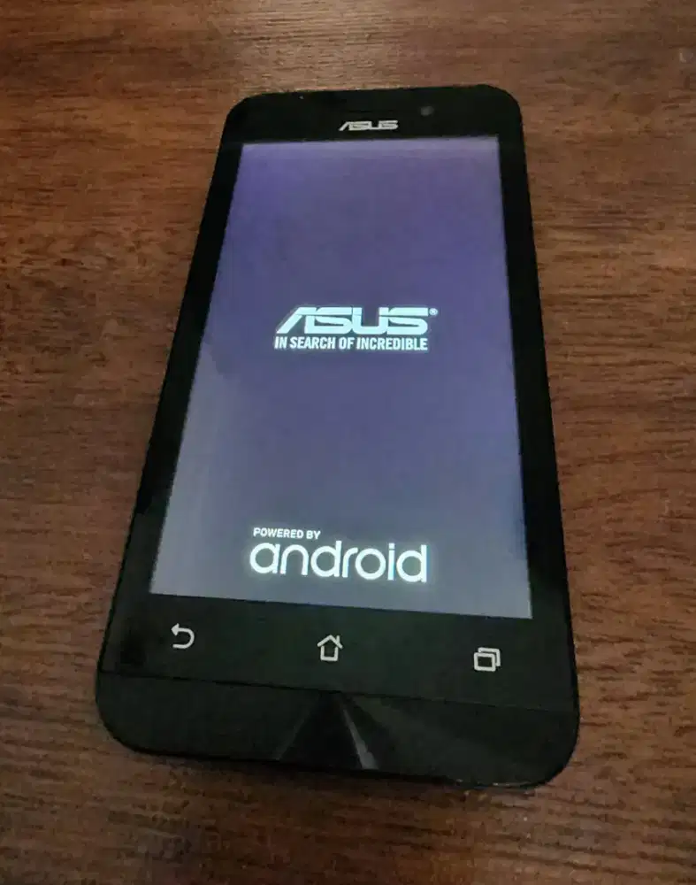 HP Asus Zenfone, freze, batangan aja..
