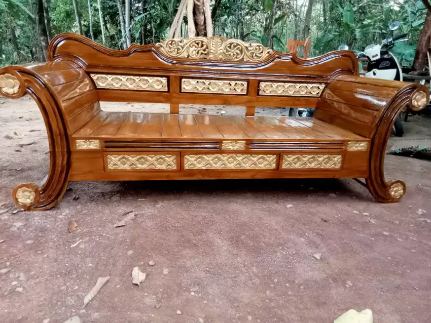 Bale daybed motif cemara terlaris bahan kayu jati uk 200 x 70