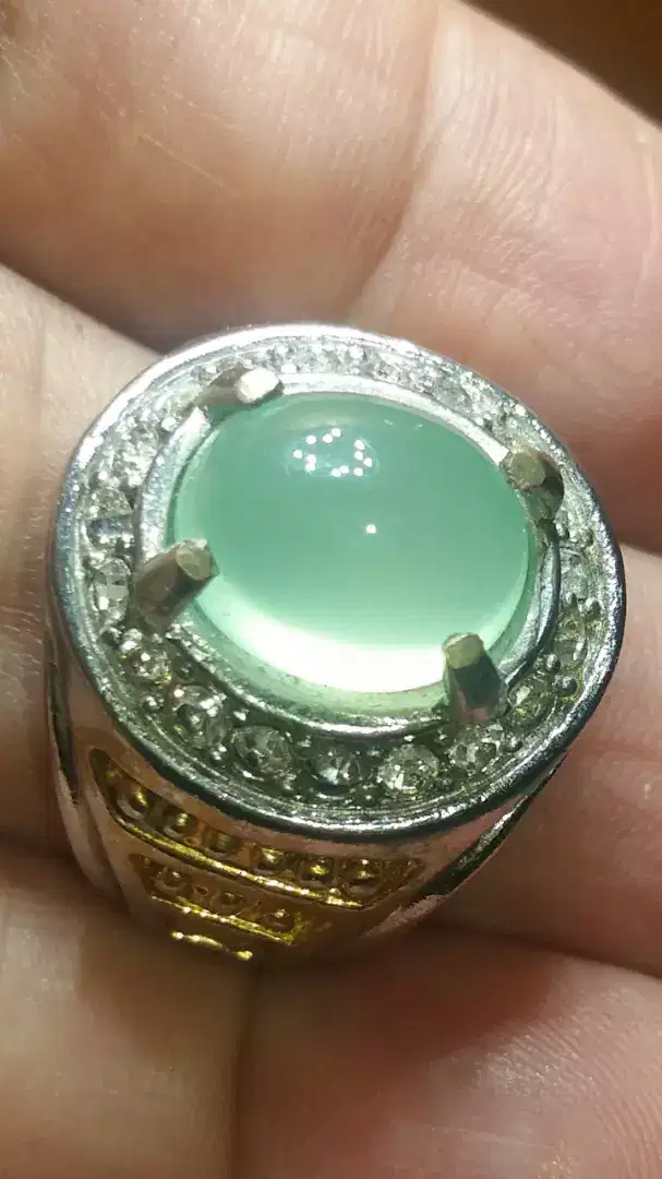 Jual Batu Cincin Light Green Chalcedony Chrome Crystal Good Condition