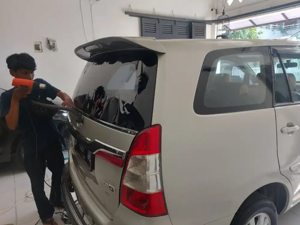 kaca film mobil penolak panas maksimal