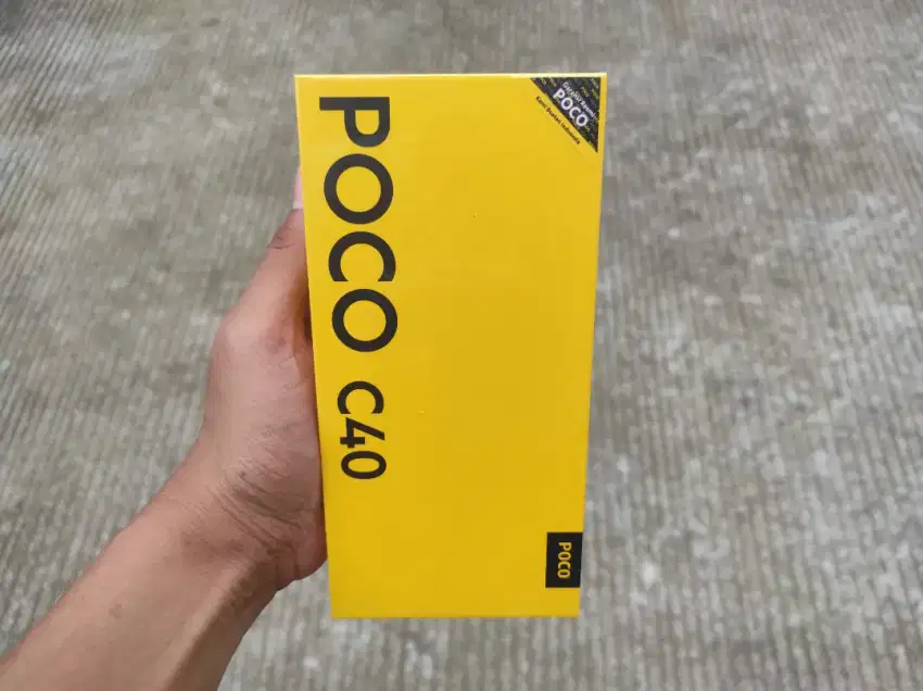 Poco C40 3/32 GB - 13MP Dual Camera - 6000mAh Battery - Garansi Resmi