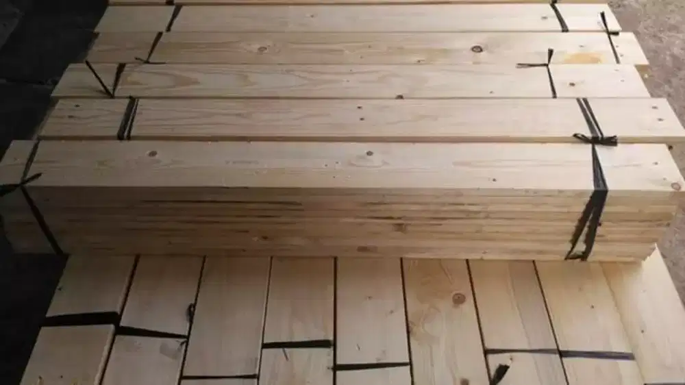 Papan jati Belanda serut