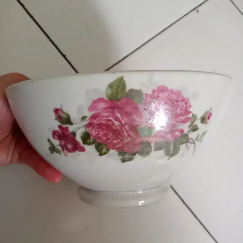 Mangkok keramik kuno