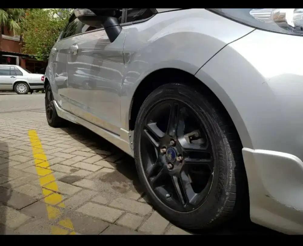 JUAL MURAH VELG FORD FIESTA RING 16 pcd 4x100 HITAM DOFF