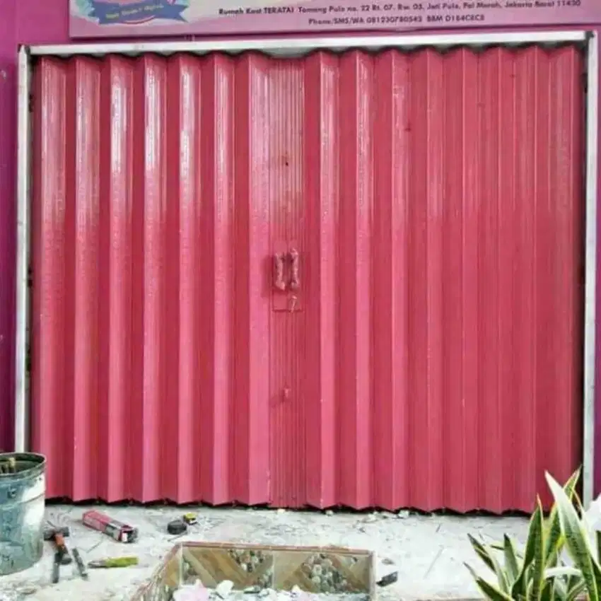 Rolling door folding gate