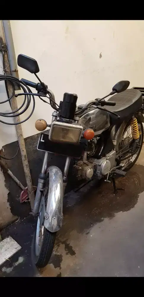 Jual Honda Astra 90 tahun 1971 antik barang simpanan.