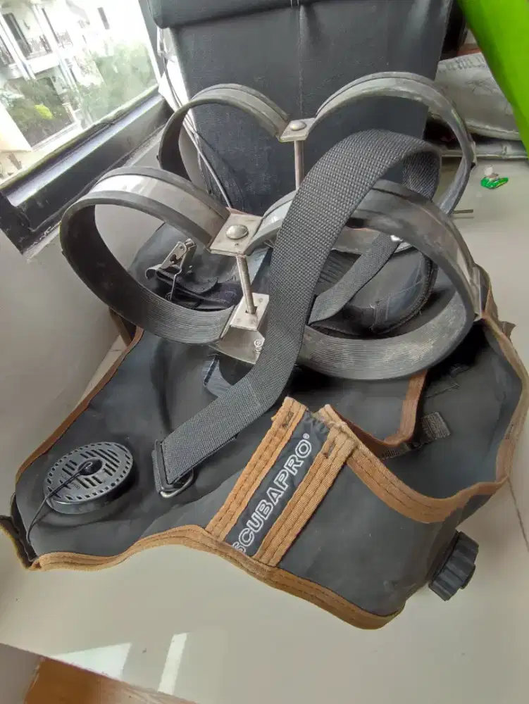 Scuba Pro double black bcd & backpack cover