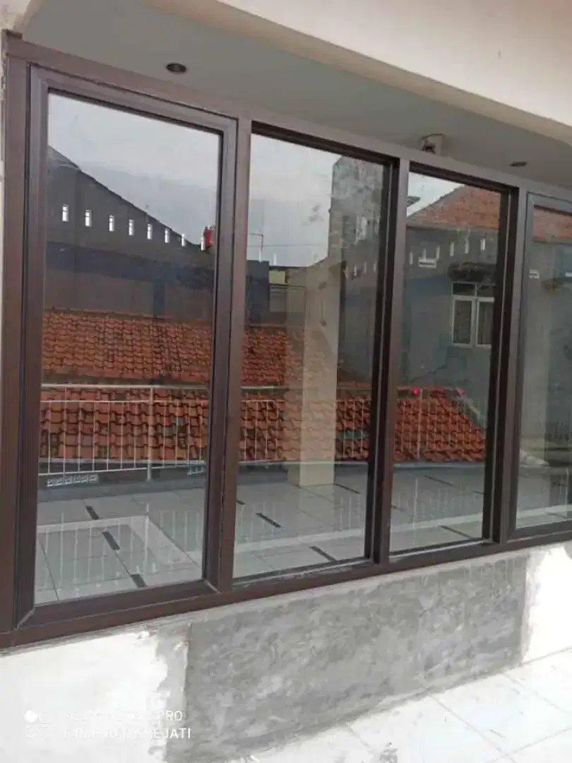 Kusen almunium pintu jendela