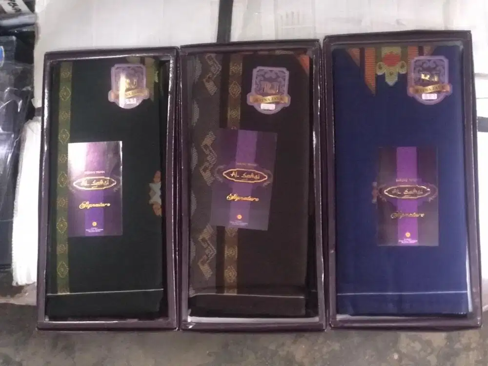 Kain sarung AL SAMSI, kode N