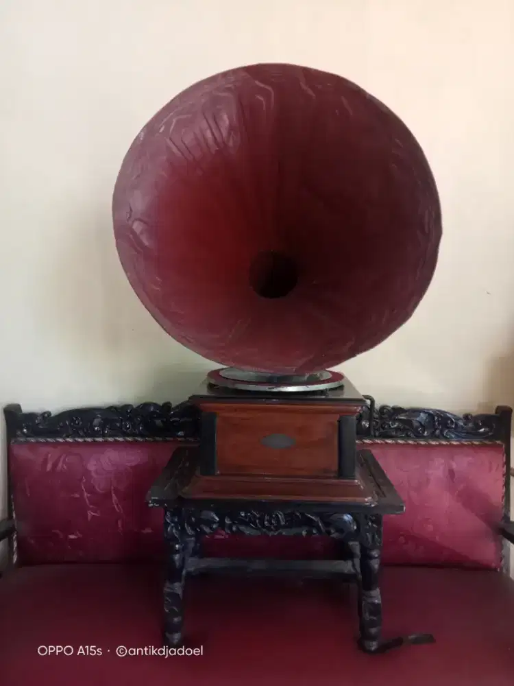 Gramaphone Corong HMV