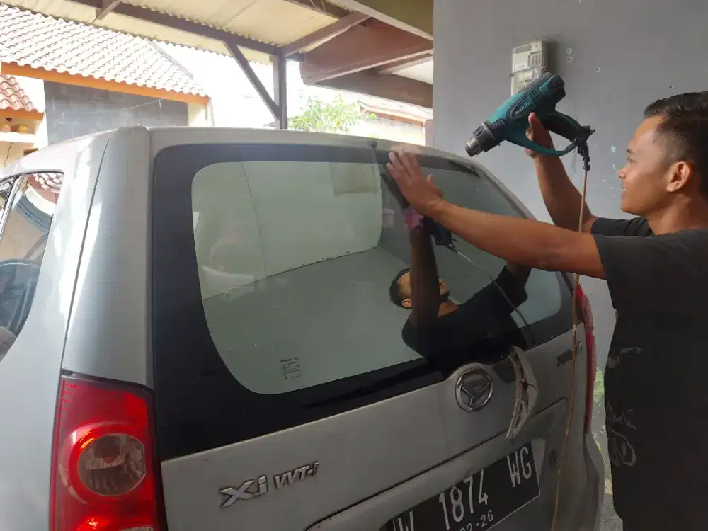 pasang kaca film mobil panggilan