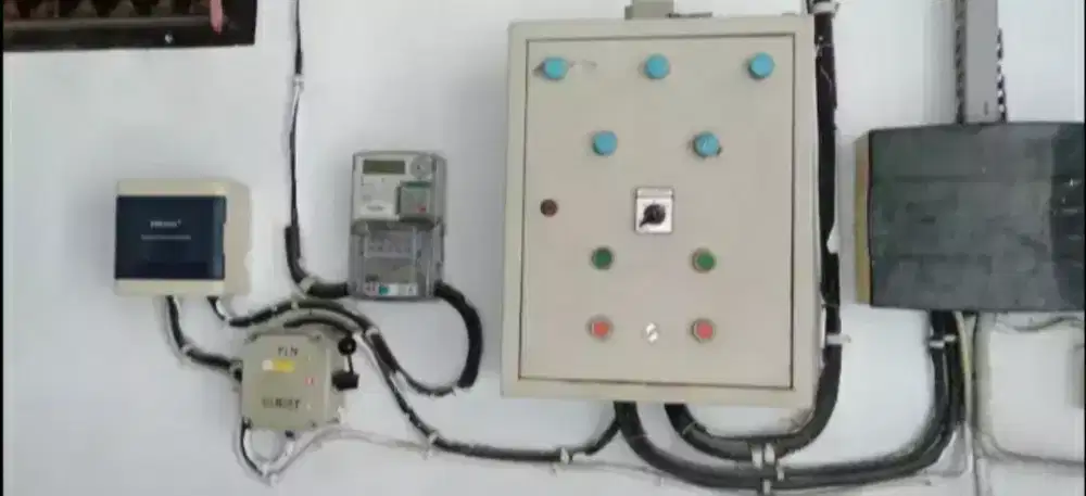 Tukang listrik, pompa air,ledeng, water heater,dll