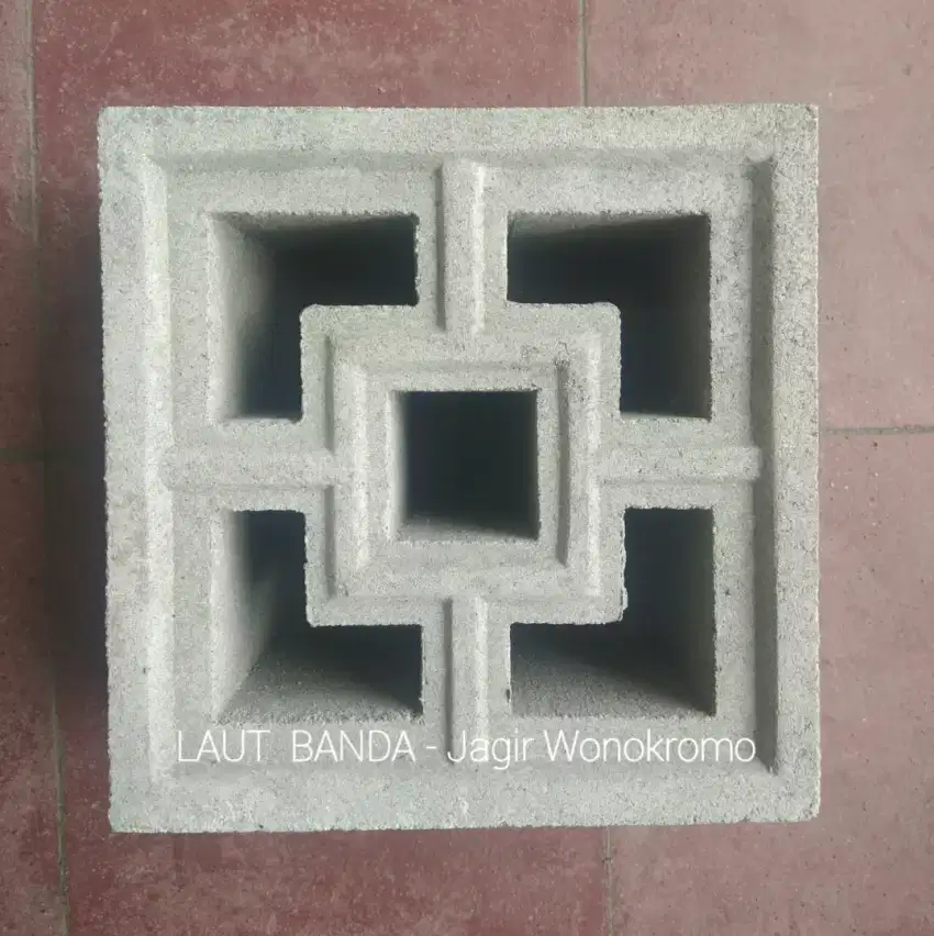 Loster / Roster Plong 5 Kotak (20x20)