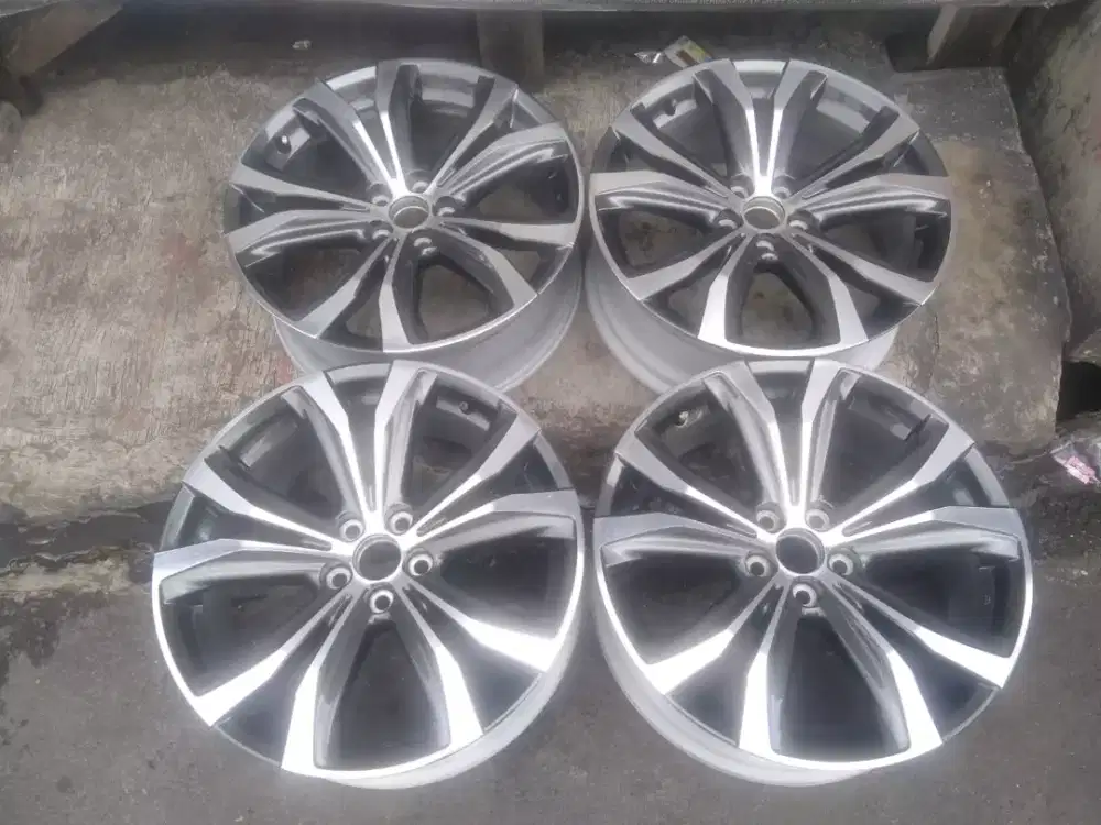 VELG LEXUS RX  200 t  RING 20 ASLI ORIGINAL