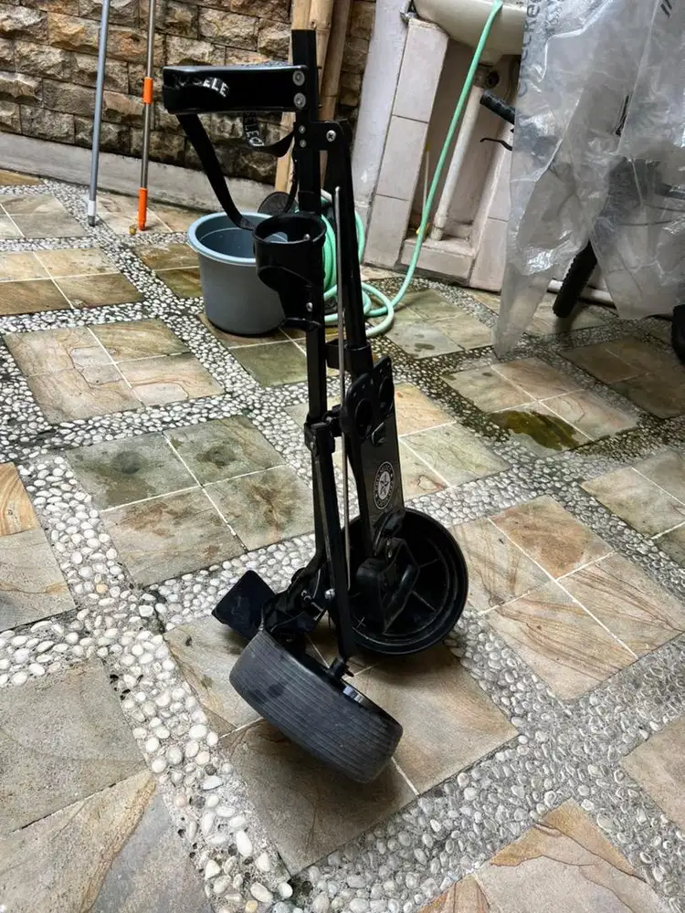 Golf Push Cart bahan alloy (ringan dan kuat)