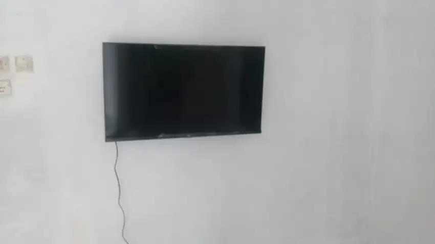 Jasa Pasang dan jual bracket TV led lcd ( gantungan tv biar rapih )