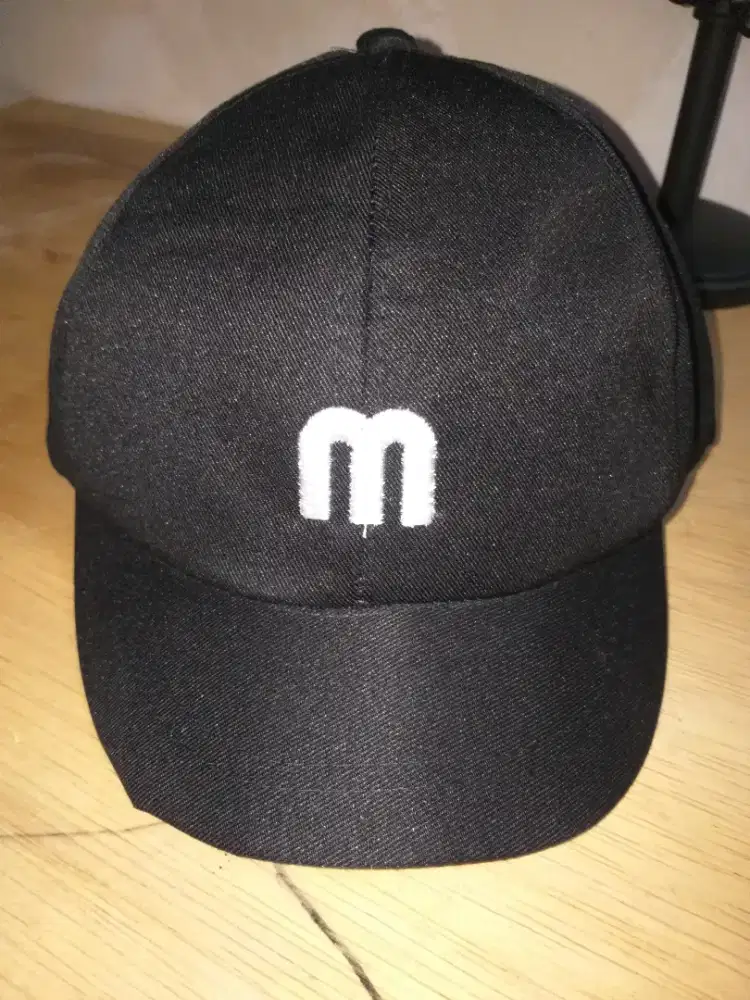 Topi korea lidah pendek