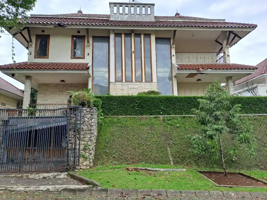 Rumah Danau Bogor raya Lakeside