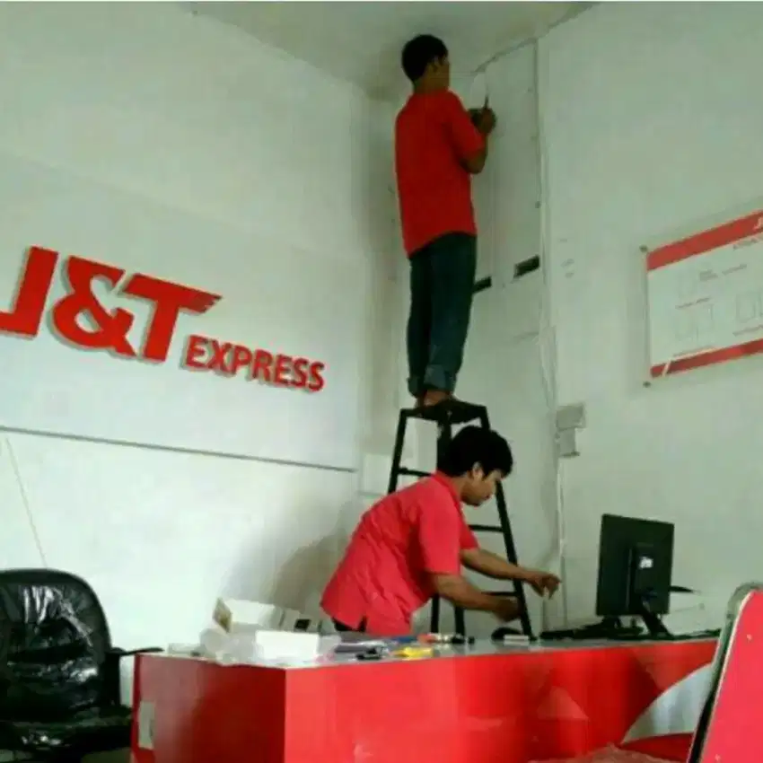 Service dan Instalasi CCTV, Listrik, Komputer Laptop, PABX Telepon dll