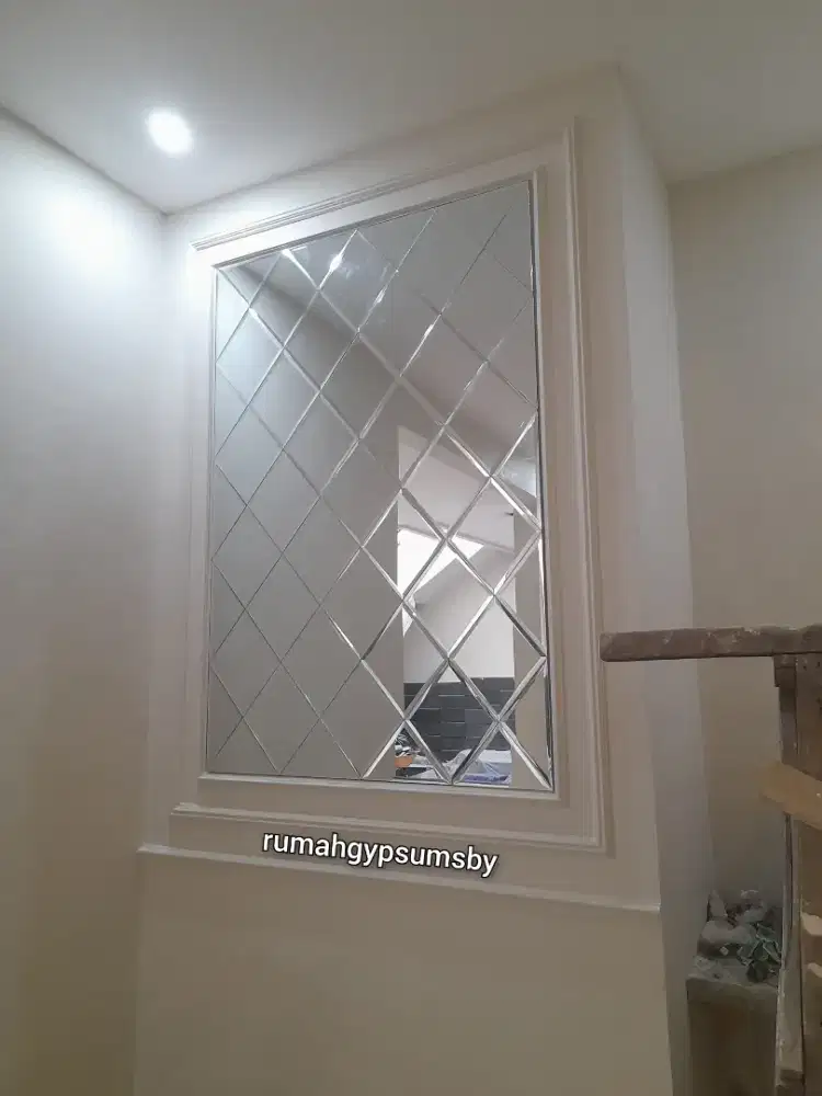 Wall Moulding / WallMolding / Wall Molding