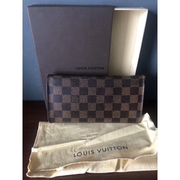 Dompet Louis Vuitton Damier original 100%