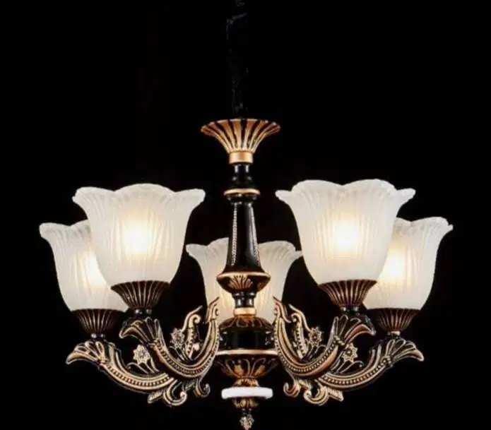 Lampu hias gantung ruang tamu klasik