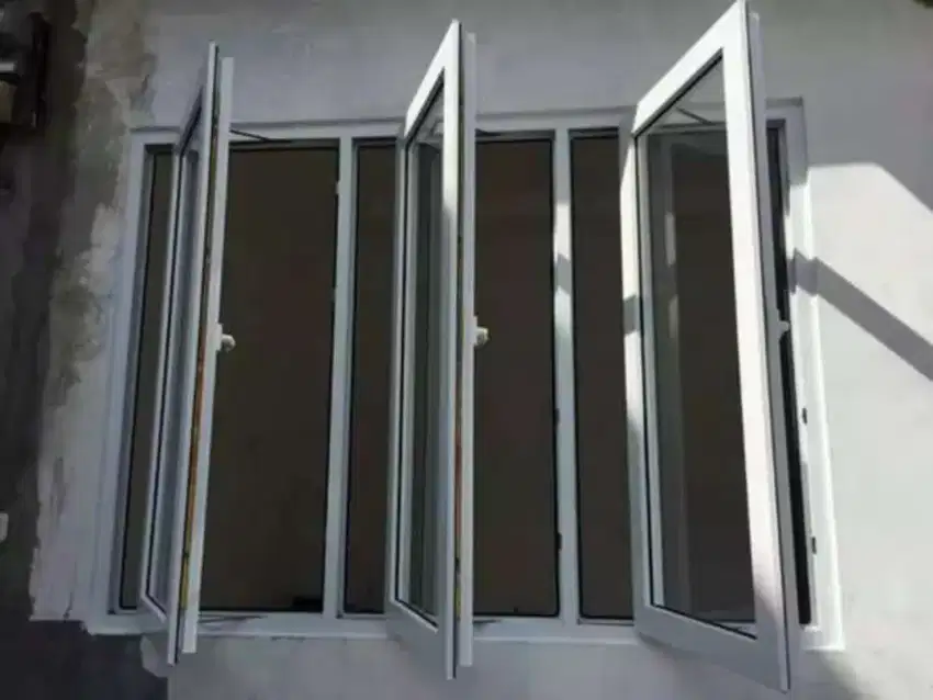 Menerima pemasangan kusen pintu jendela aluminium