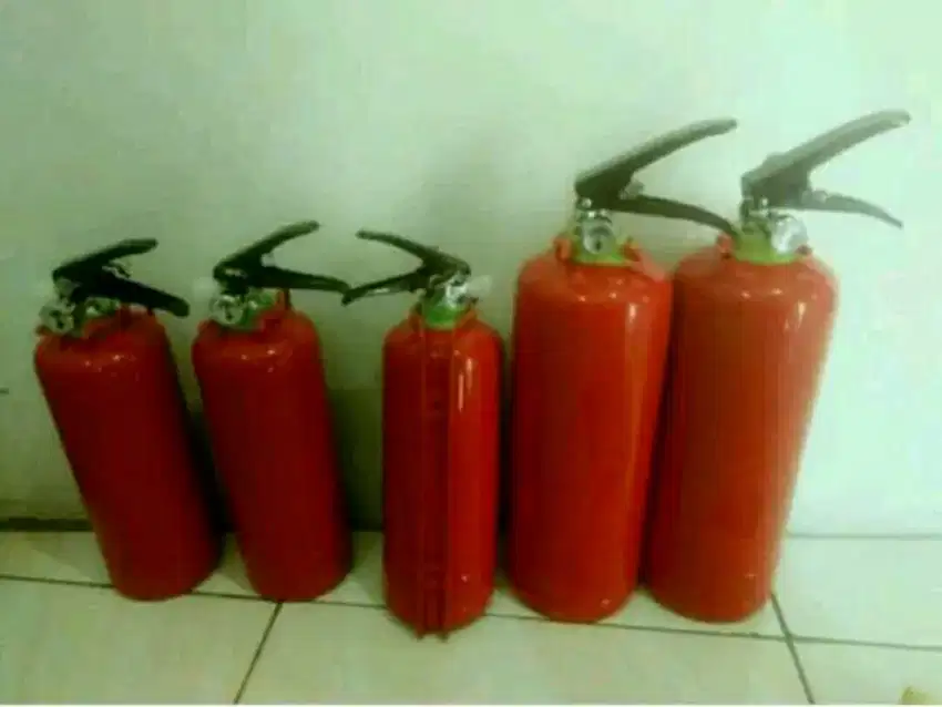 Apar / tabung Pemadam Api dan Apab serta pengisian ulang / servis