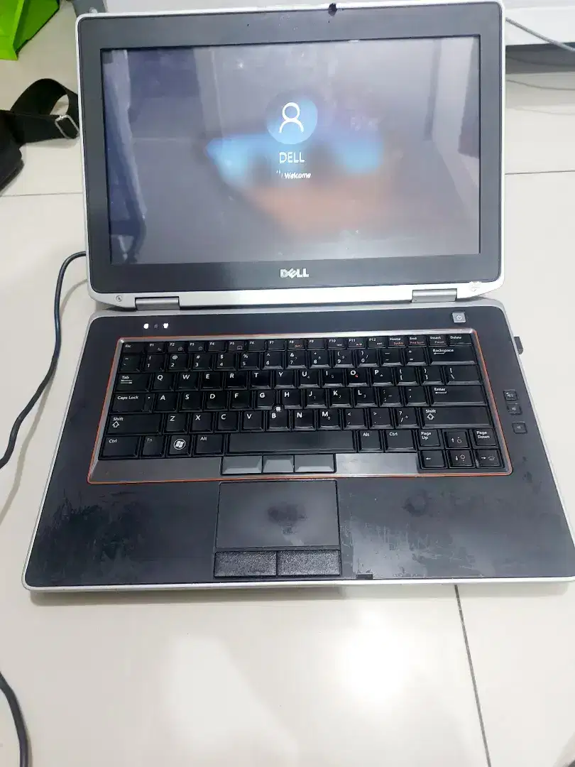 (BU) LAPTOP DELL RAM 8GB LATITUDE E6420 TOUCHSCREEN LIPAT 180 DERAJAT