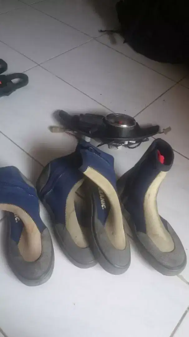 sepatu buat selam