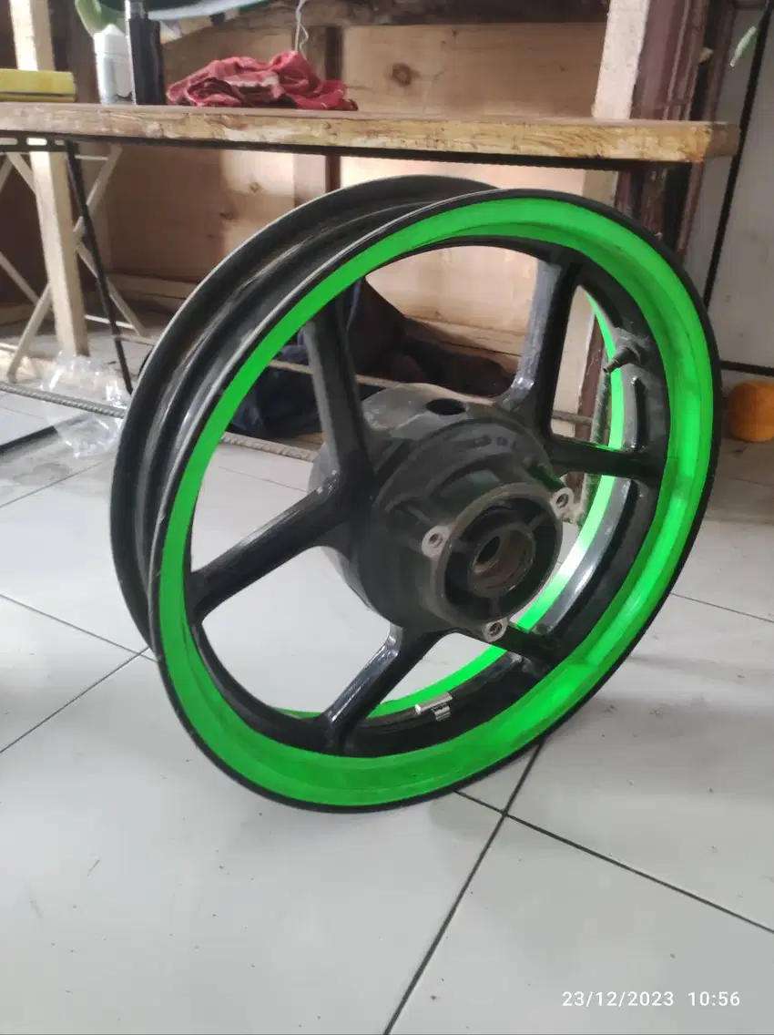 Velg belakang ninja 250r original kawasaki