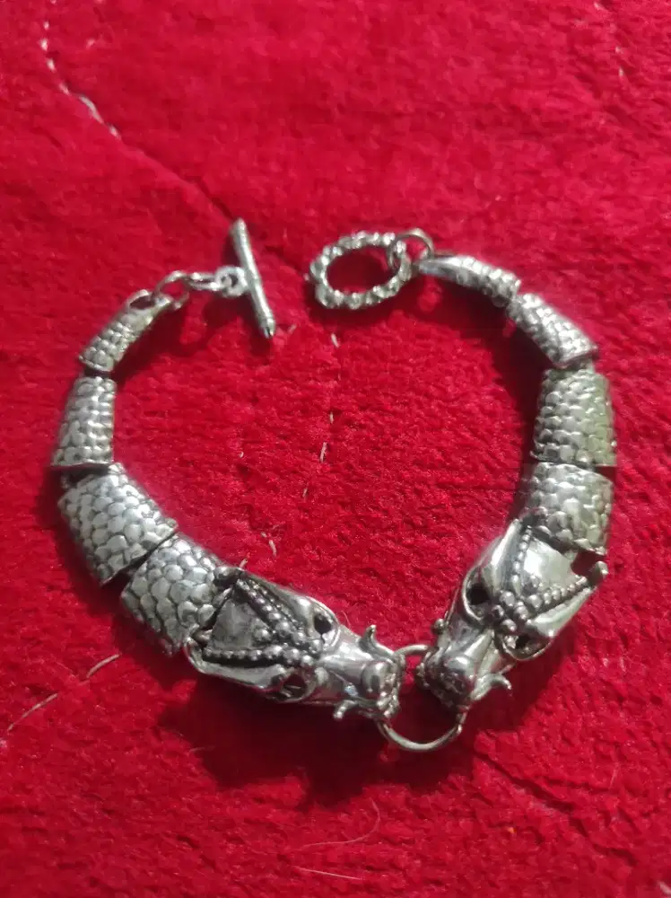 Metal Dragon bangle