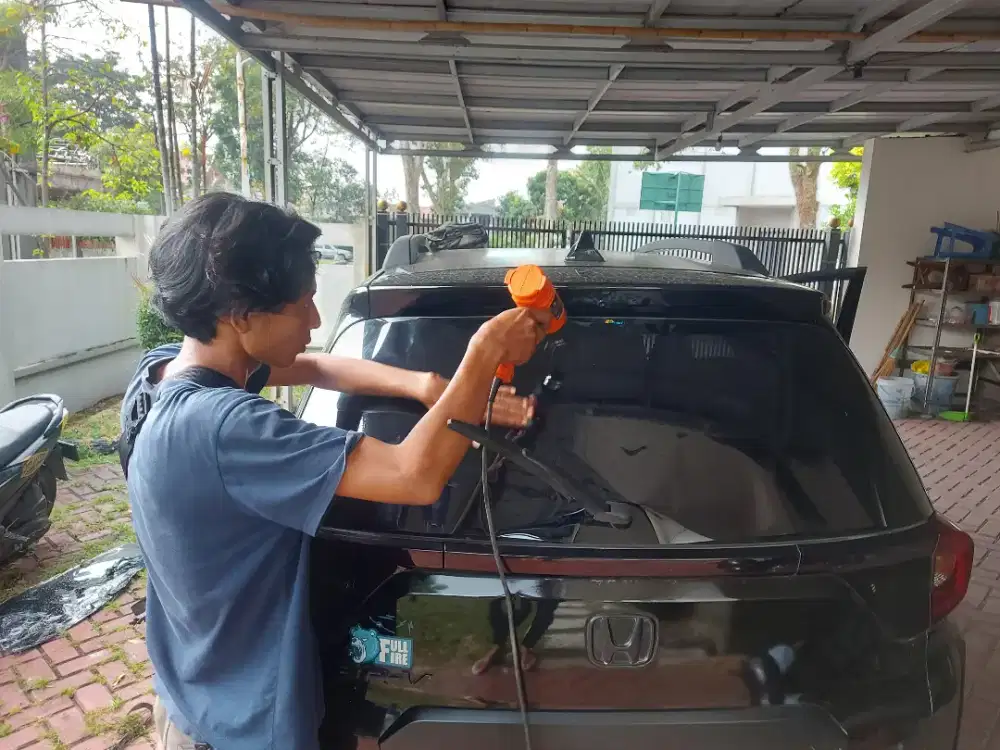 panggilan bongkar pasang kaca film mobil