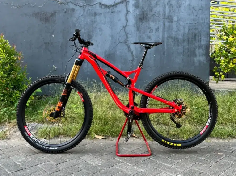 Patrol 671 red bekas