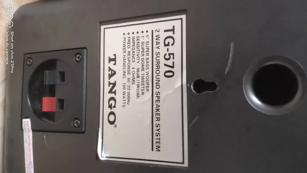 Speaker Merek Tango Model G 570