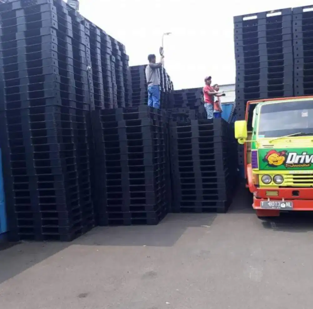 palet plastik pallet plastik bekas/baru ada
