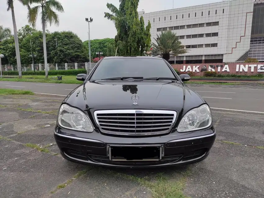 Mercedes Benz S 350 CBU AT Hitam Tahun 2005