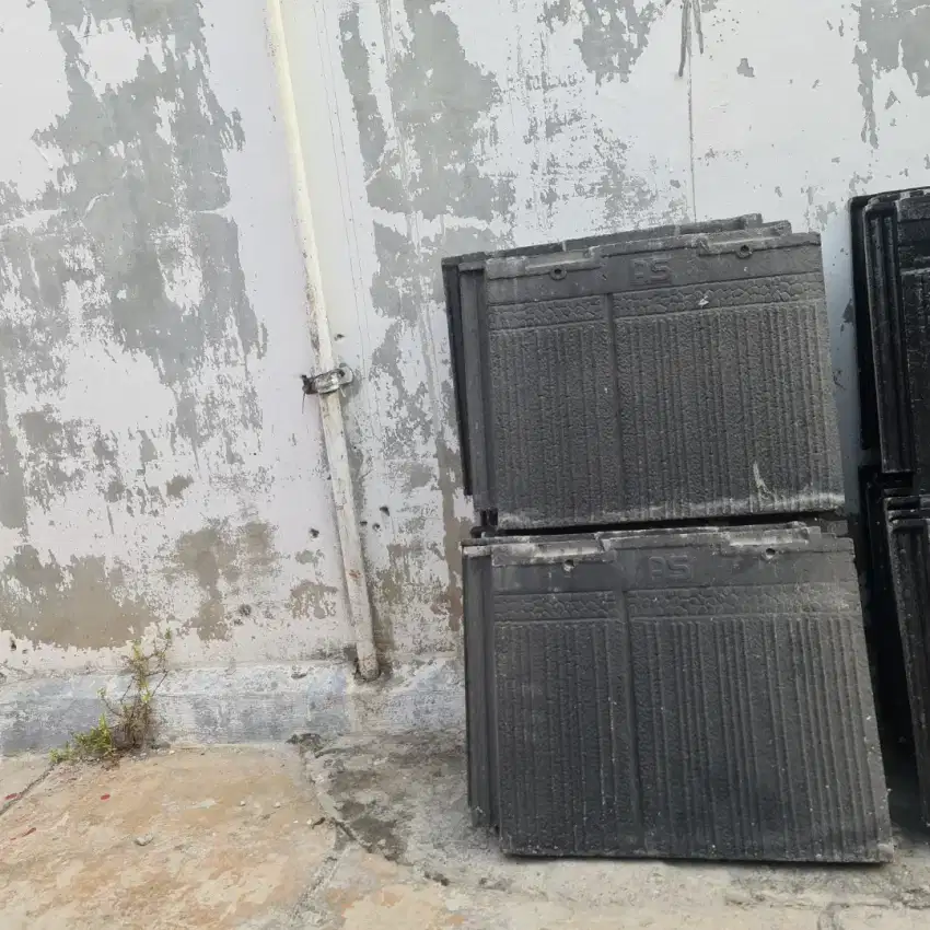 Genteng Flat Beton Baru Motif Garis2