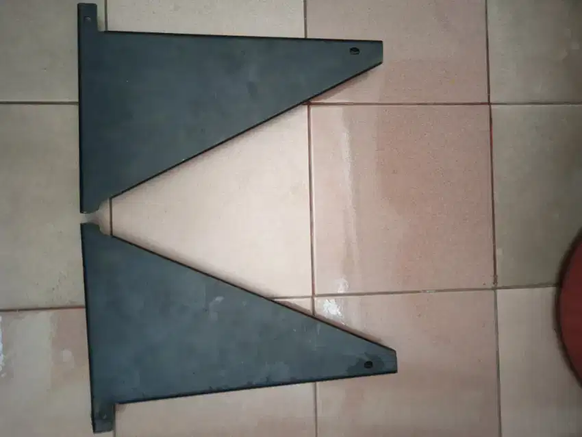 Bracket Penyangga AC Outdoor 2 - 2,5 PK Tebal