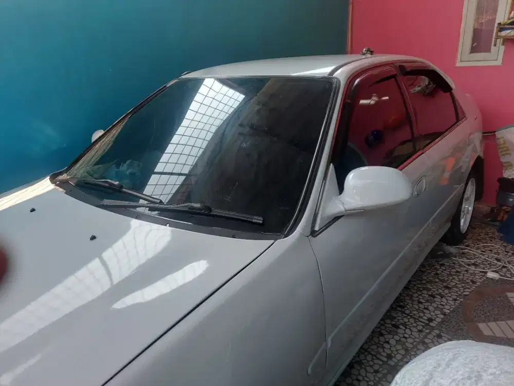 kaca film untuk mobil bisa juga untuk jendela rumah atau gedung