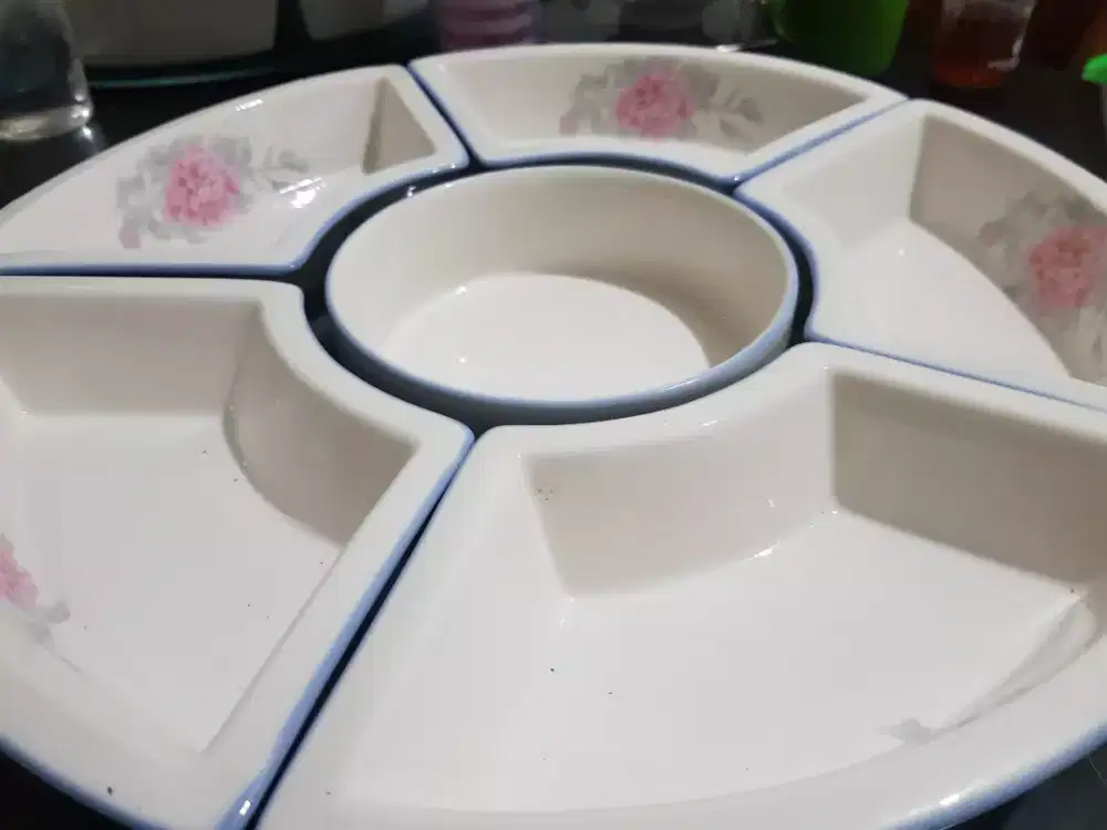 Prasmanan keramik Vintage